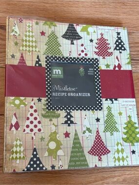 Making Memories Holiday Cooking Recipe Organizer  Mistletoe NEW